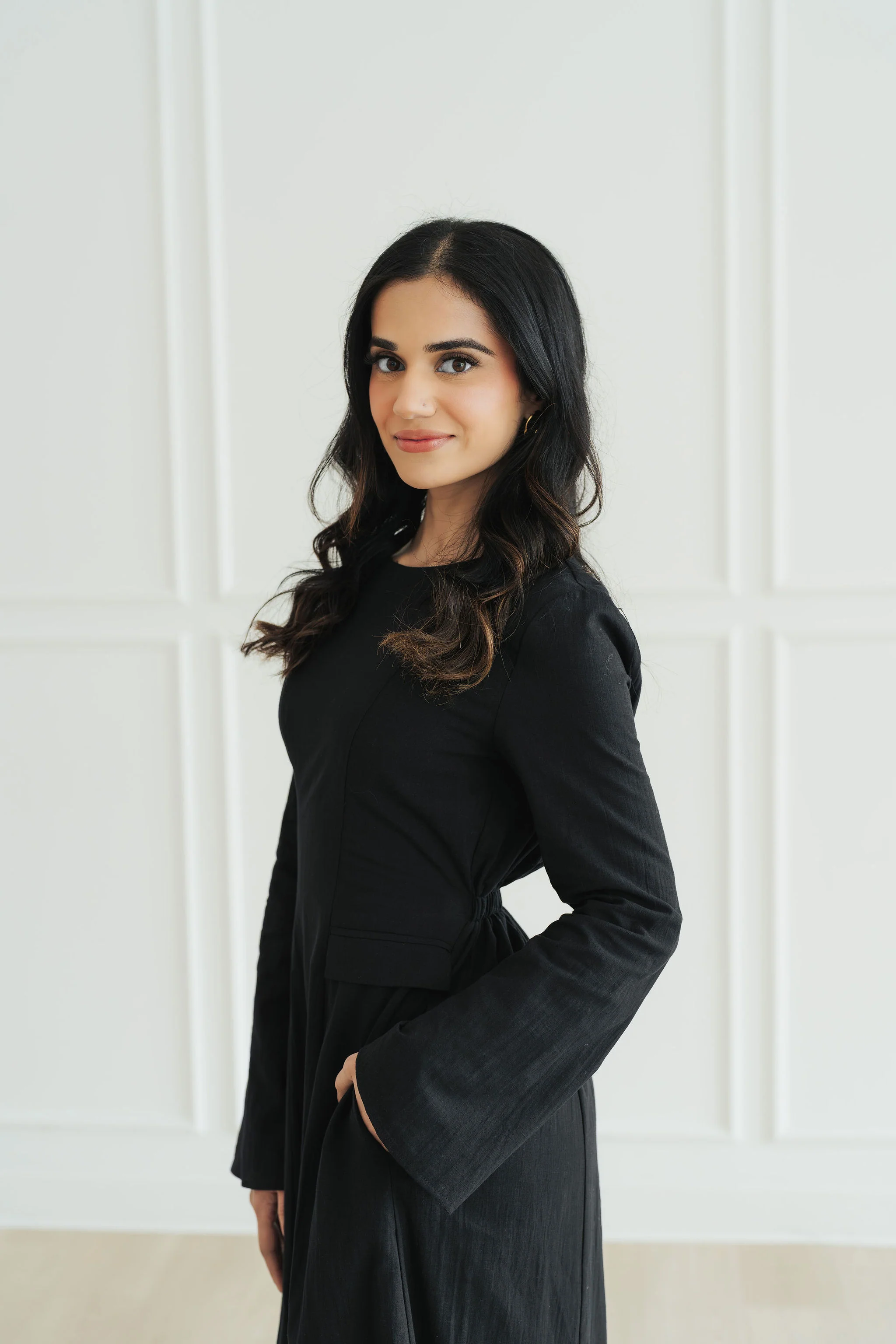 Hana (Black) - Image 7