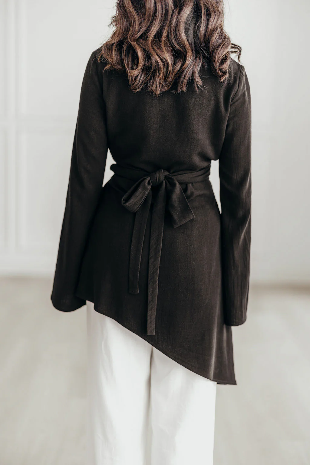 Layana Top (Black) - Image 4