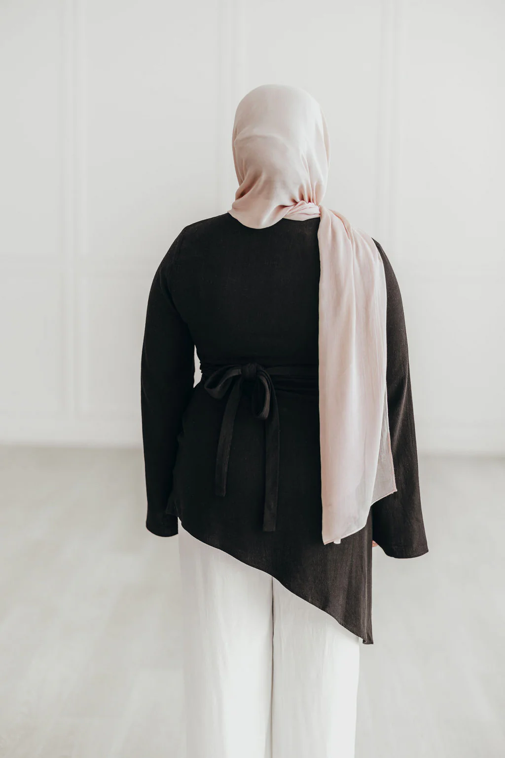 Layana Top (Black) - Image 8