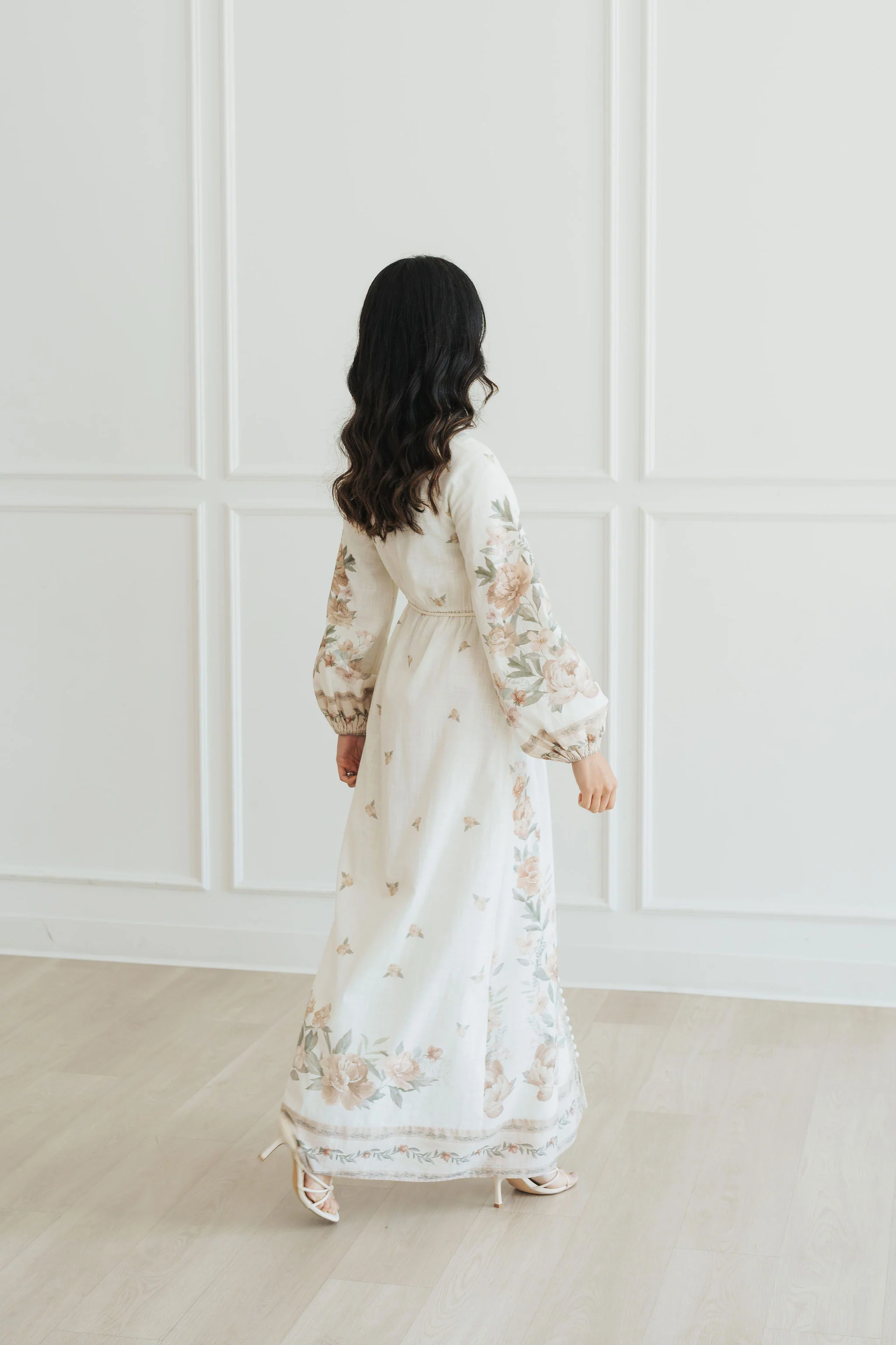 Lila (Muted Floral) - Image 11