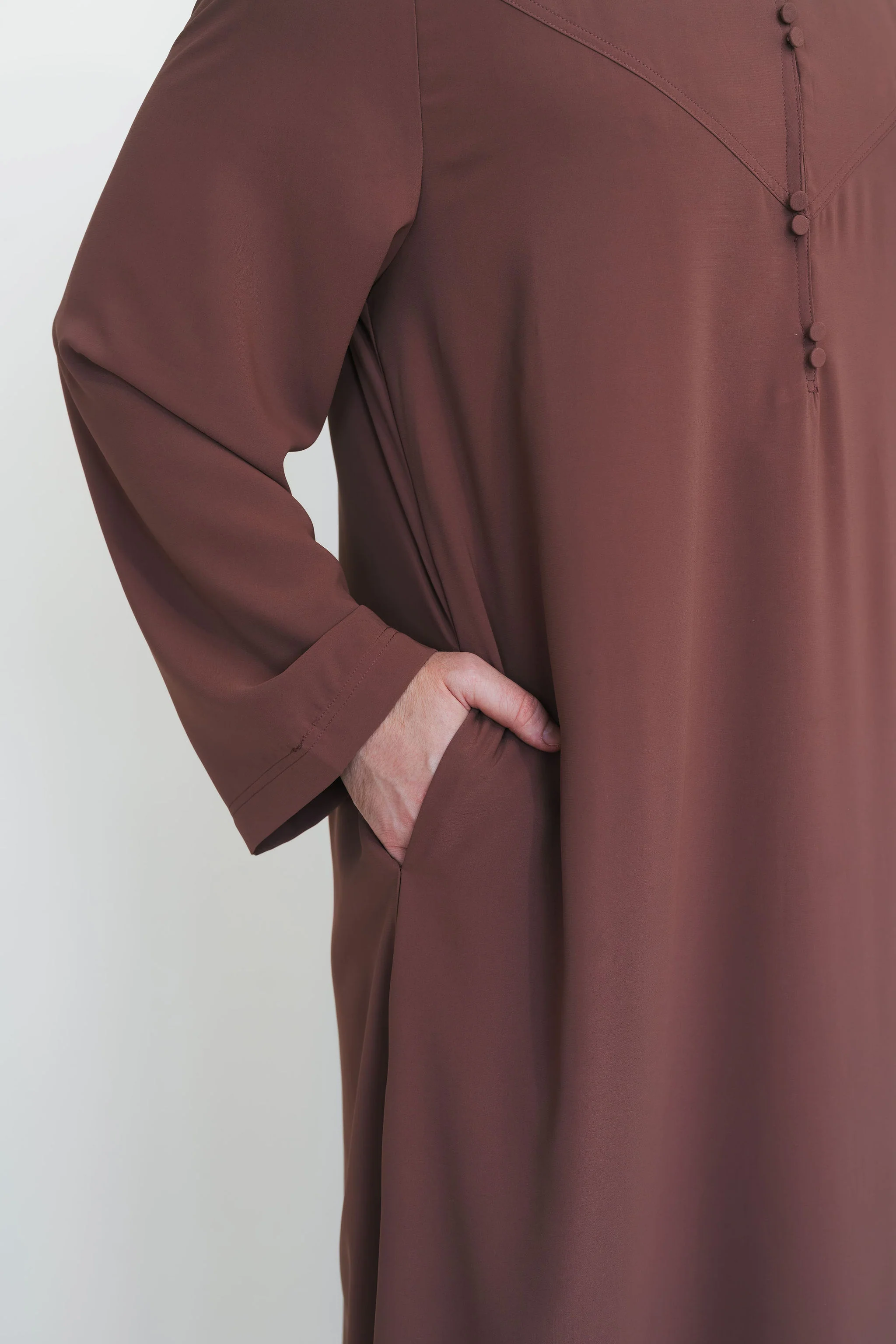 Mens Thobe (Mahogany) - Image 7