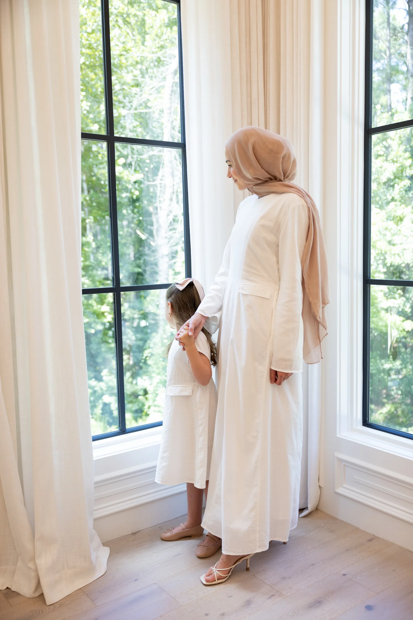 Mini Hana  (Off White) - Image 5