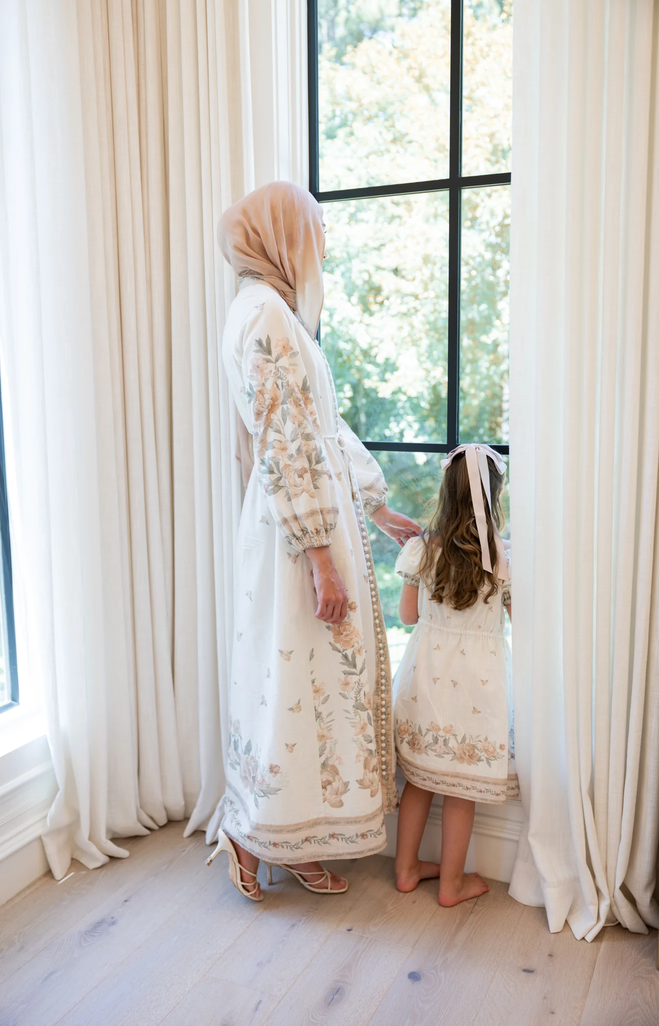 Mini Lila (Muted Floral) - Image 8